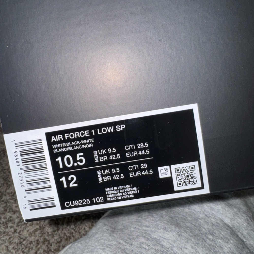 SUPREME AIR FORCE 1 - Picture 3 of 3